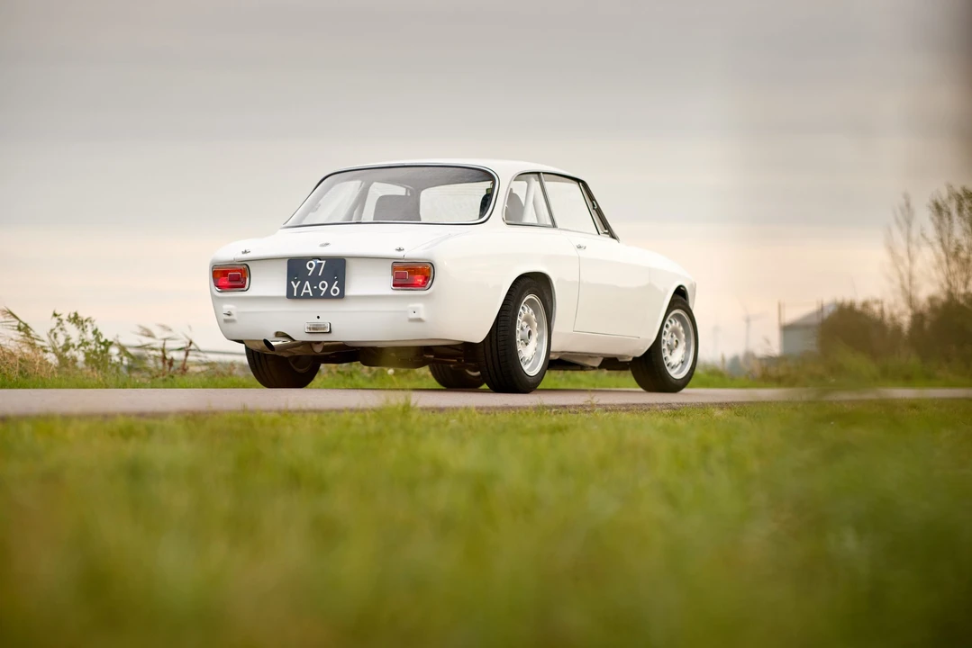 1973 Alfa Romeo GT 1300 Junior - Image 16 of 31