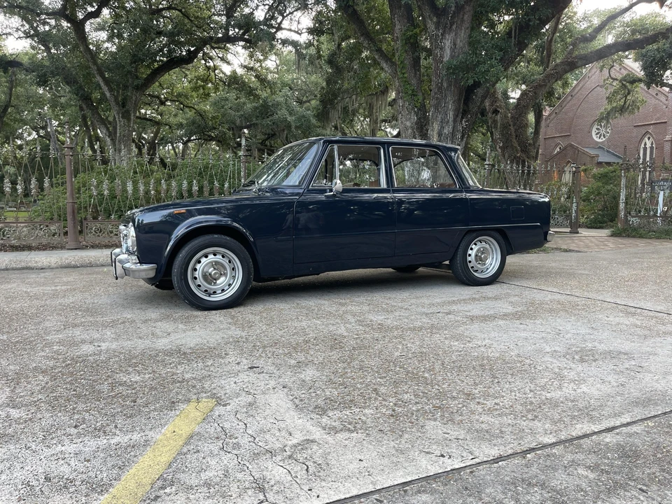 1973 Alfa Romeo GT 1300 Junior - Image 3 of 31