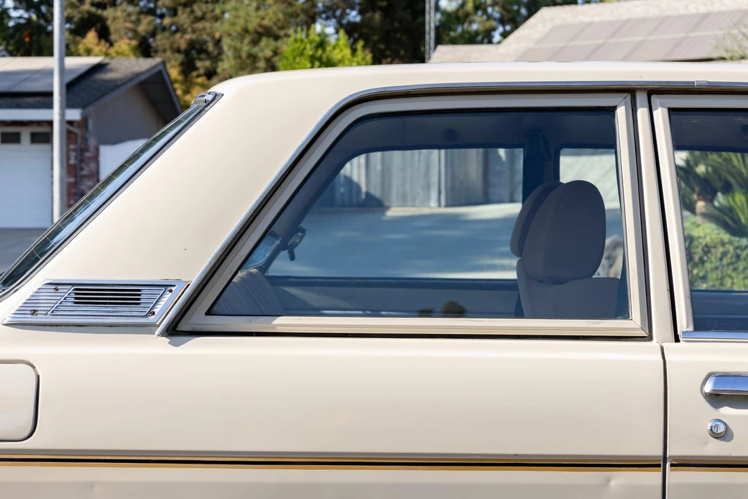 1973 Nissan 510 Bluebird - Image 21 of 31