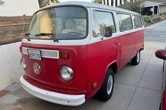 1973 Volkswagen Type 2 Bus