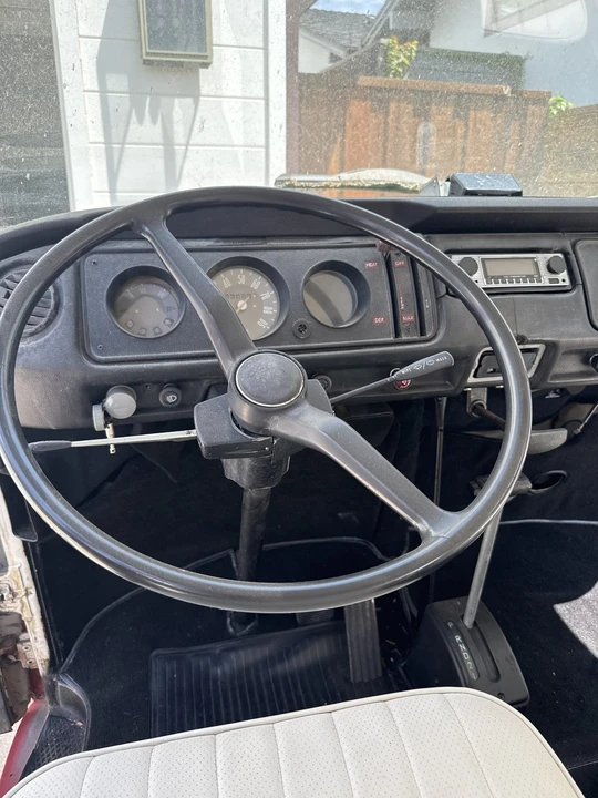 1973 Volkswagen Bay-Window Bus - Image 19 of 27