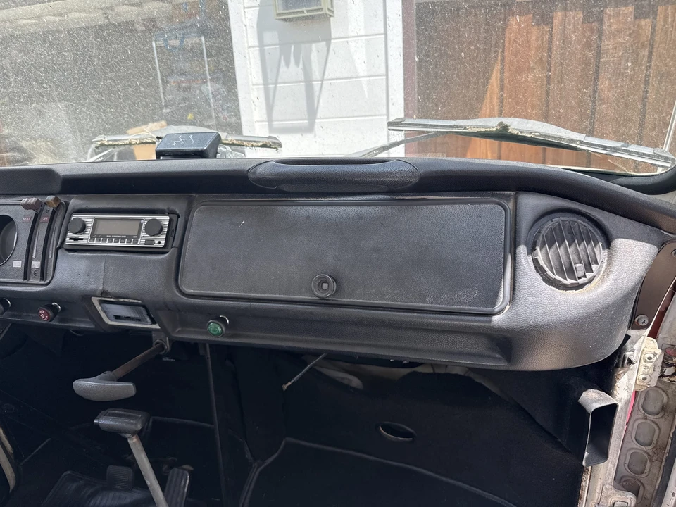 1973 Volkswagen Bay-Window Bus - Image 17 of 27
