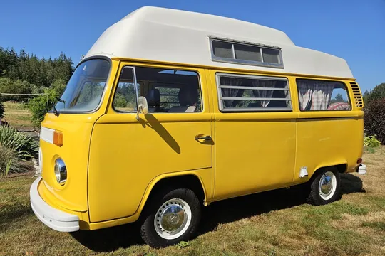 1976 Volkswagen Type 2 Bus