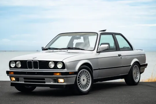 1991 BMW 318is 5-Speed