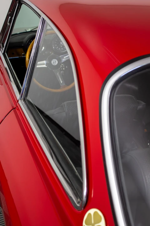 1968 Alfa Romeo 1750 GT Veloce - Image 26 of 31
