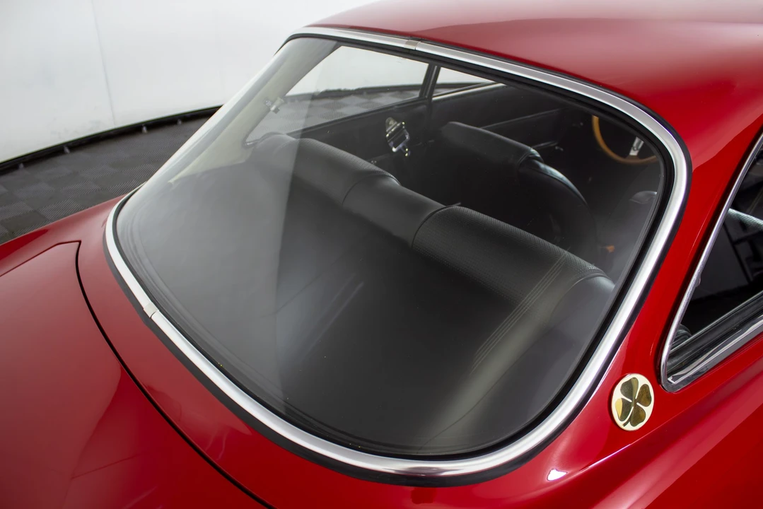 1968 Alfa Romeo 1750 GT Veloce - Image 21 of 31