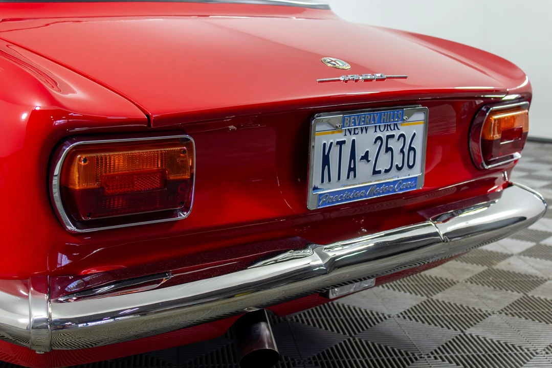 1968 Alfa Romeo 1750 GT Veloce - Image 19 of 31
