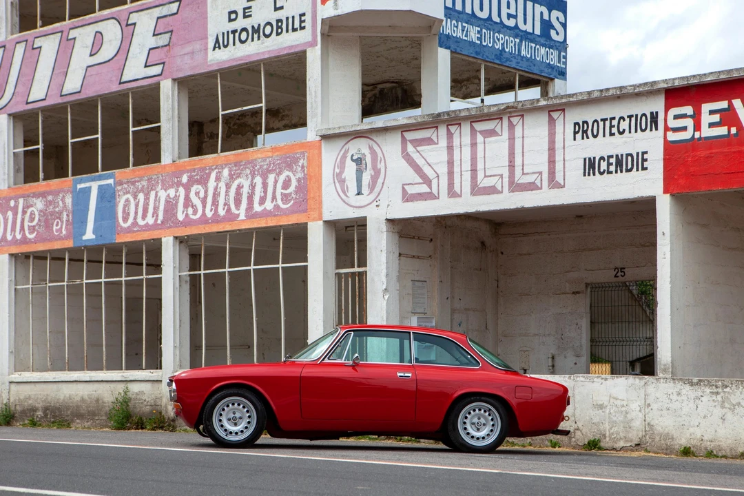 1975 Alfa Romeo GT 1600 Junior - Image 12 of 31