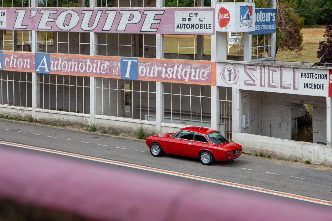 1975 Alfa Romeo GT 1600 Junior - Image 16 of 31