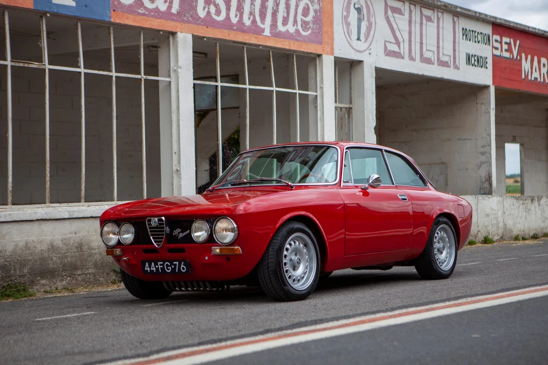 1975 Alfa Romeo GT 1600 Junior - Image 21 of 31