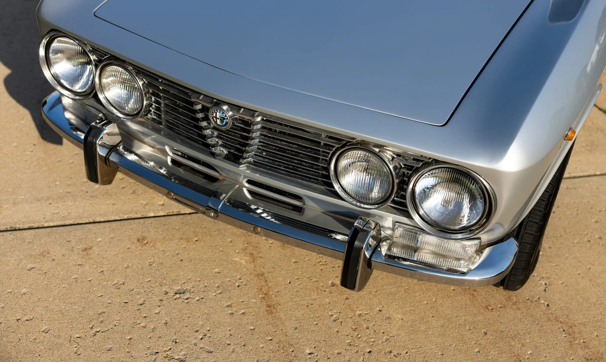 1974 Alfa Romeo 2000 GT Veloce - Image 28 of 31