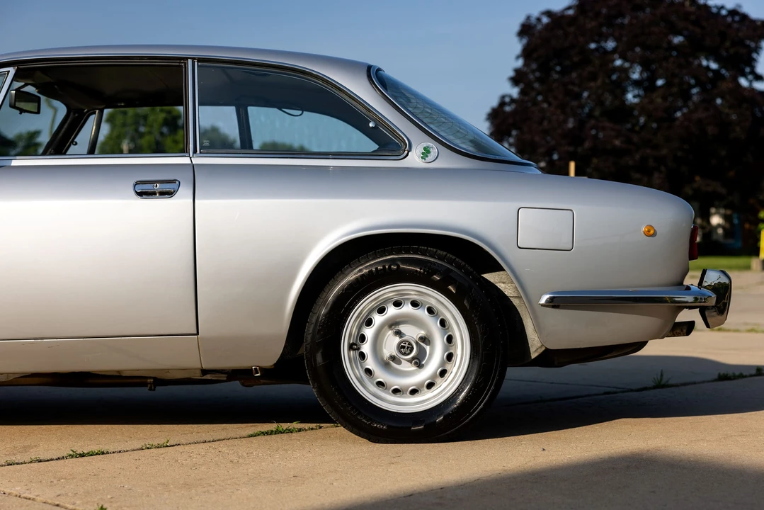 1974 Alfa Romeo 2000 GT Veloce - Image 22 of 31