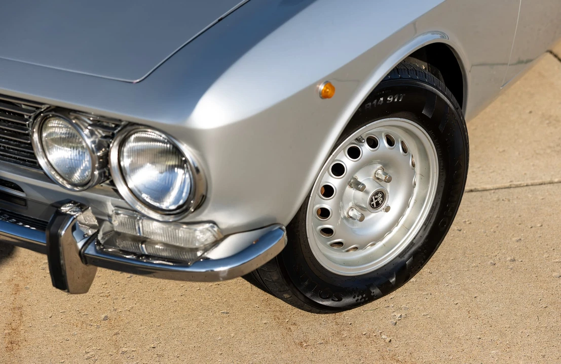 1974 Alfa Romeo 2000 GT Veloce - Image 30 of 31