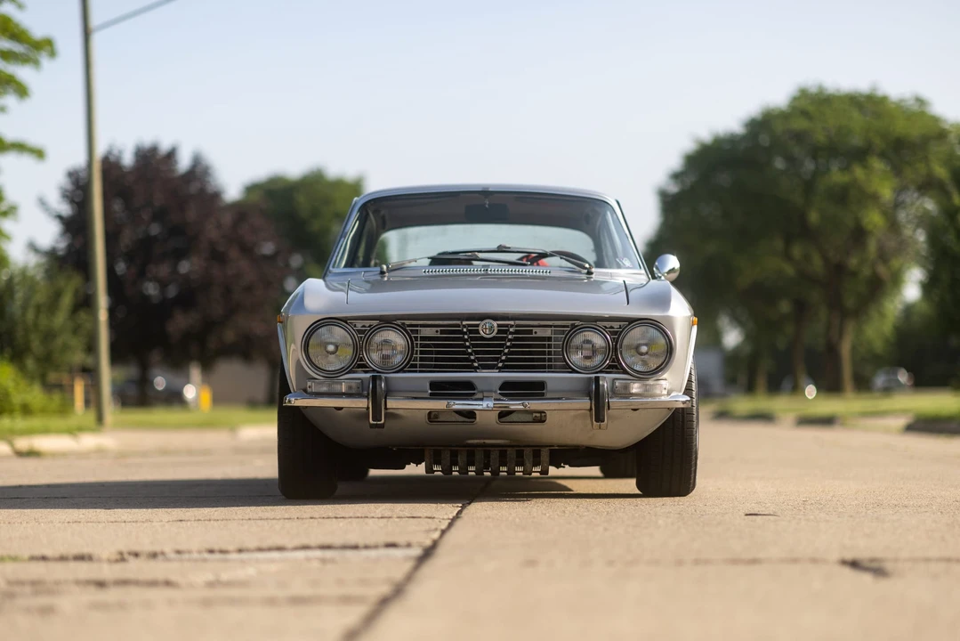 1974 Alfa Romeo 2000 GT Veloce - Image 6 of 31