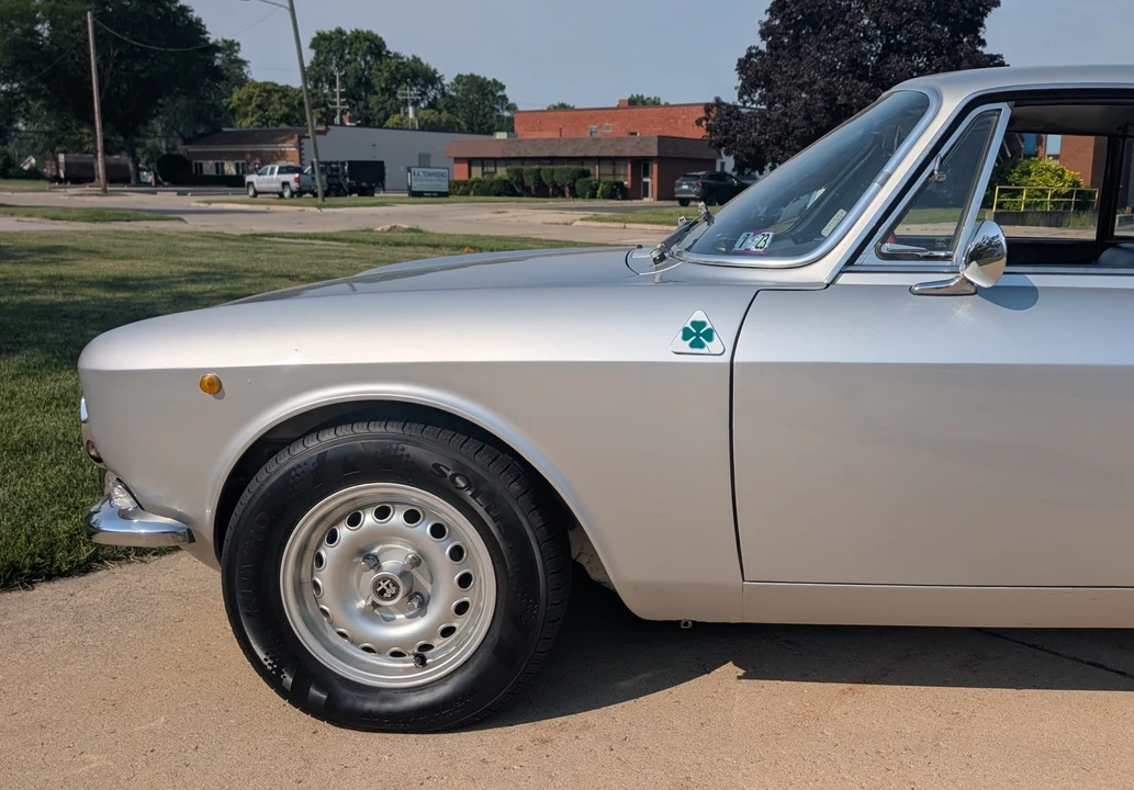 1974 Alfa Romeo 2000 GT Veloce - Image 21 of 31