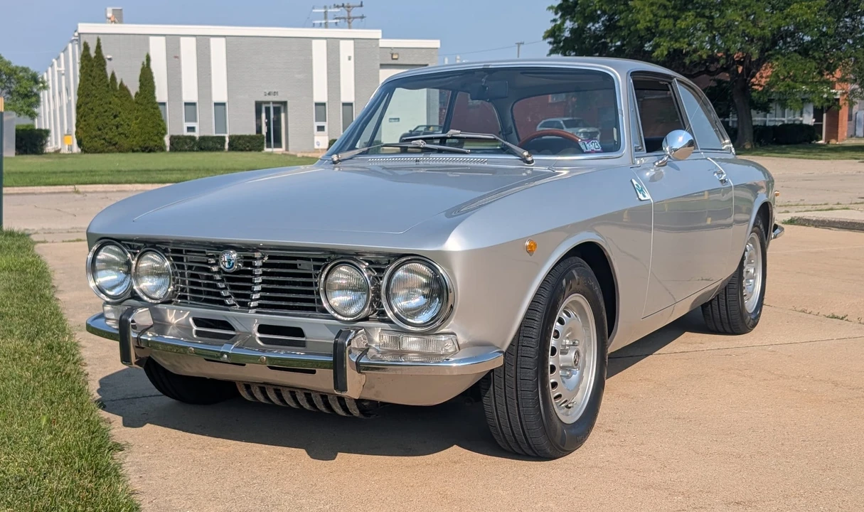1974 Alfa Romeo 2000 GT Veloce - Image 5 of 31