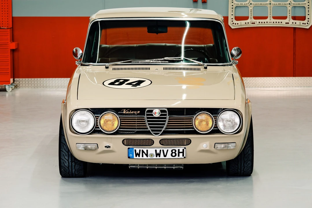 1968 Alfa Romeo 105/115 Series - Image 11 of 31