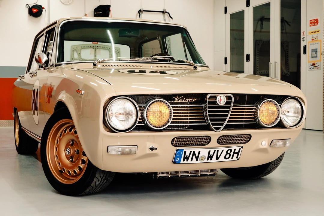 1968 Alfa Romeo 105/115 Series - Image 30 of 31