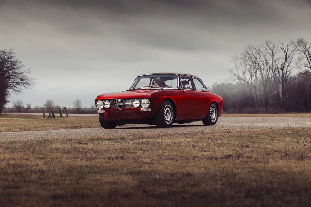 1974 Alfa Romeo 2000 GT Veloce - Image 2 of 31