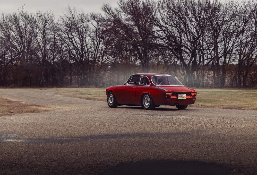 1974 Alfa Romeo 2000 GT Veloce - Image 3 of 31