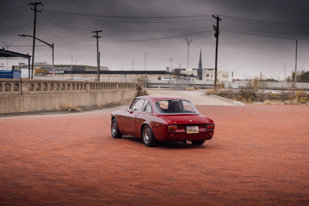 1974 Alfa Romeo 2000 GT Veloce - Image 4 of 31