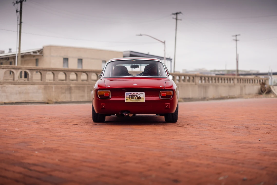 1974 Alfa Romeo 2000 GT Veloce - Image 9 of 31