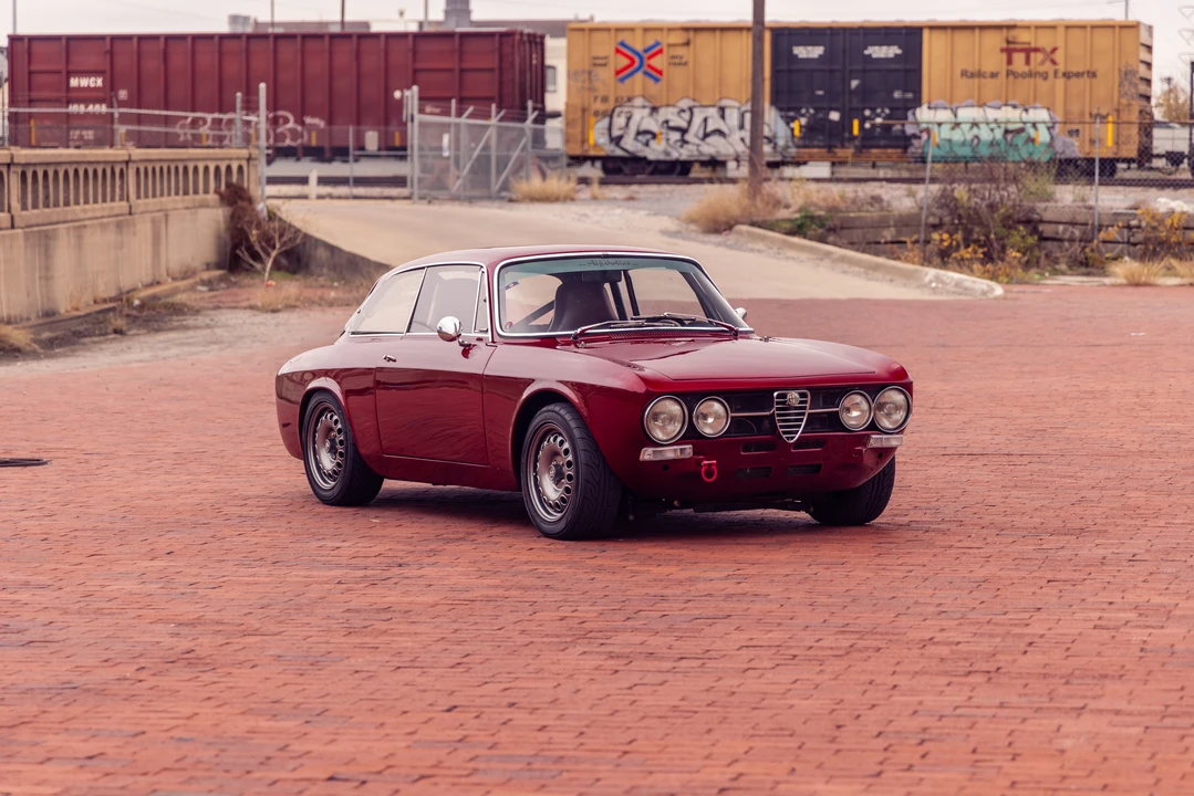 1974 Alfa Romeo 2000 GT Veloce - Image 22 of 31
