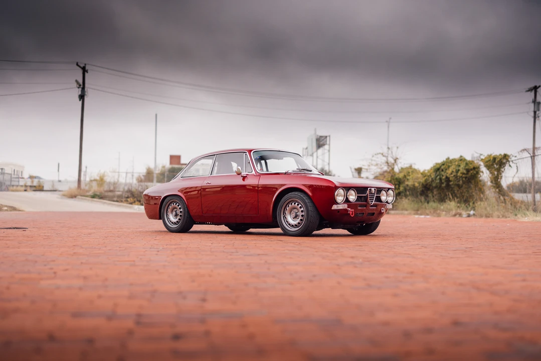 1974 Alfa Romeo 2000 GT Veloce - Image 21 of 31