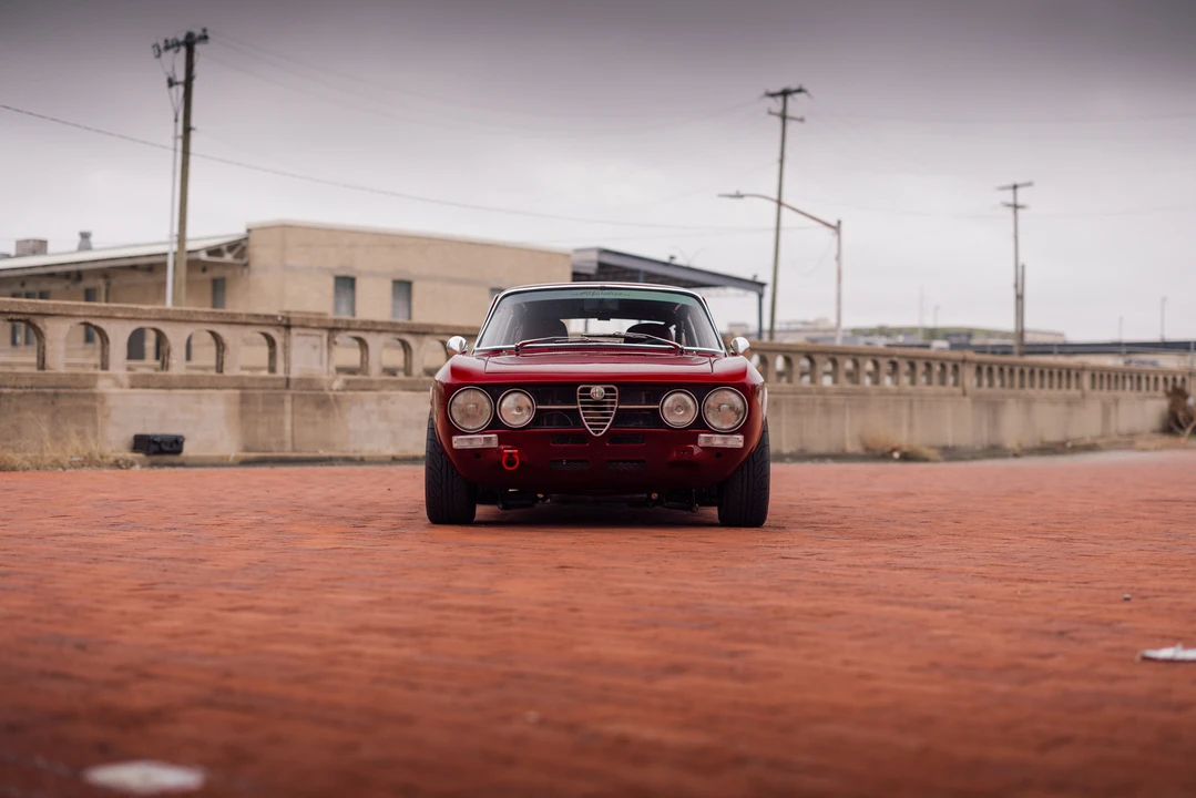 1974 Alfa Romeo 2000 GT Veloce - Image 25 of 31