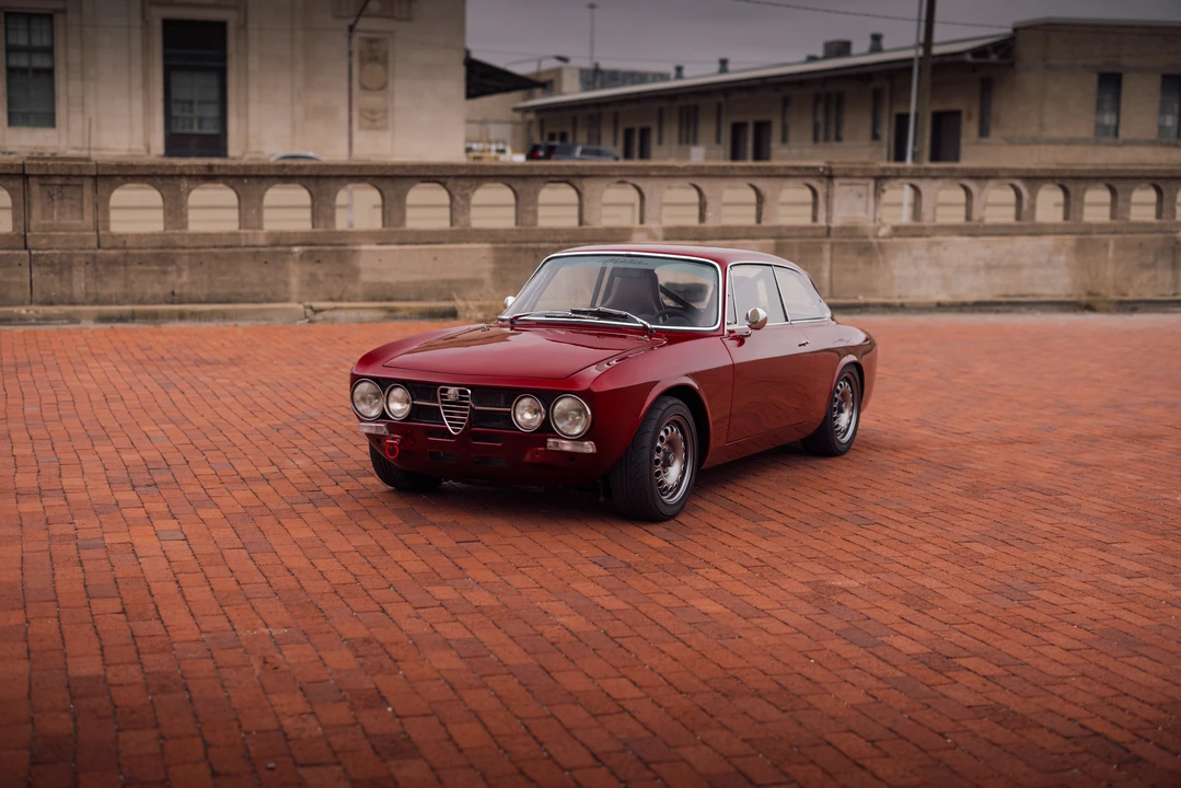 1974 Alfa Romeo 2000 GT Veloce - Image 31 of 31