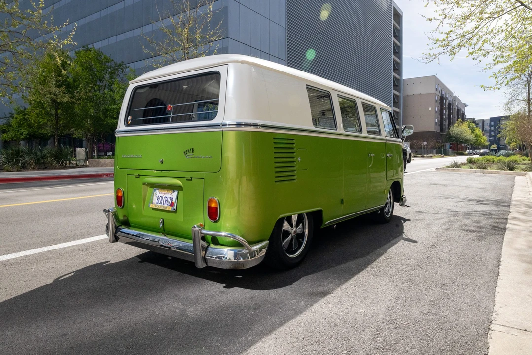 1965 Volkswagen Split-Window Bus - Image 12 of 31