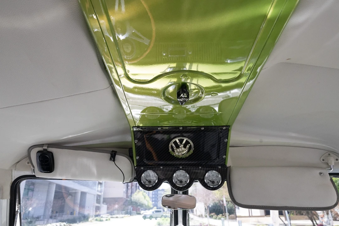 1965 Volkswagen Split-Window Bus - Image 31 of 31