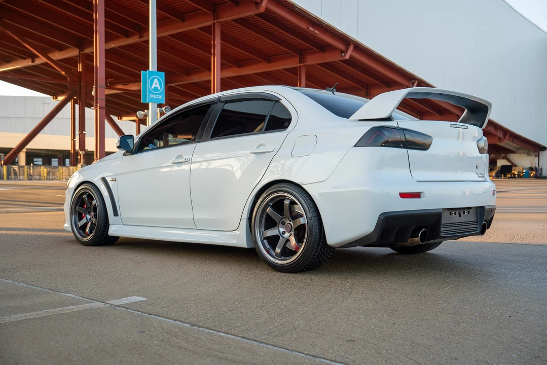 2015 Mitsubishi Lancer Evolution X 9th Gen - Image 27 of 31
