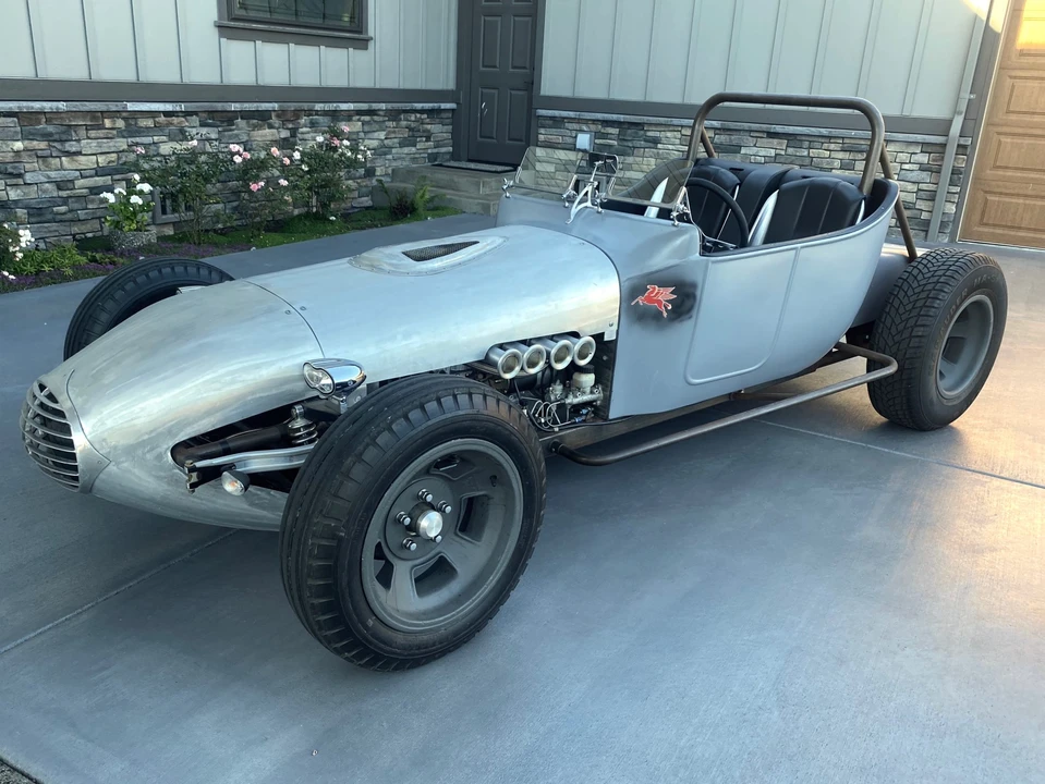 Ford Hot Rod - Image 18 of 31