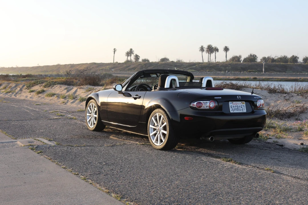 2006 Mazda NC MX-5 Miata - Image 13 of 31