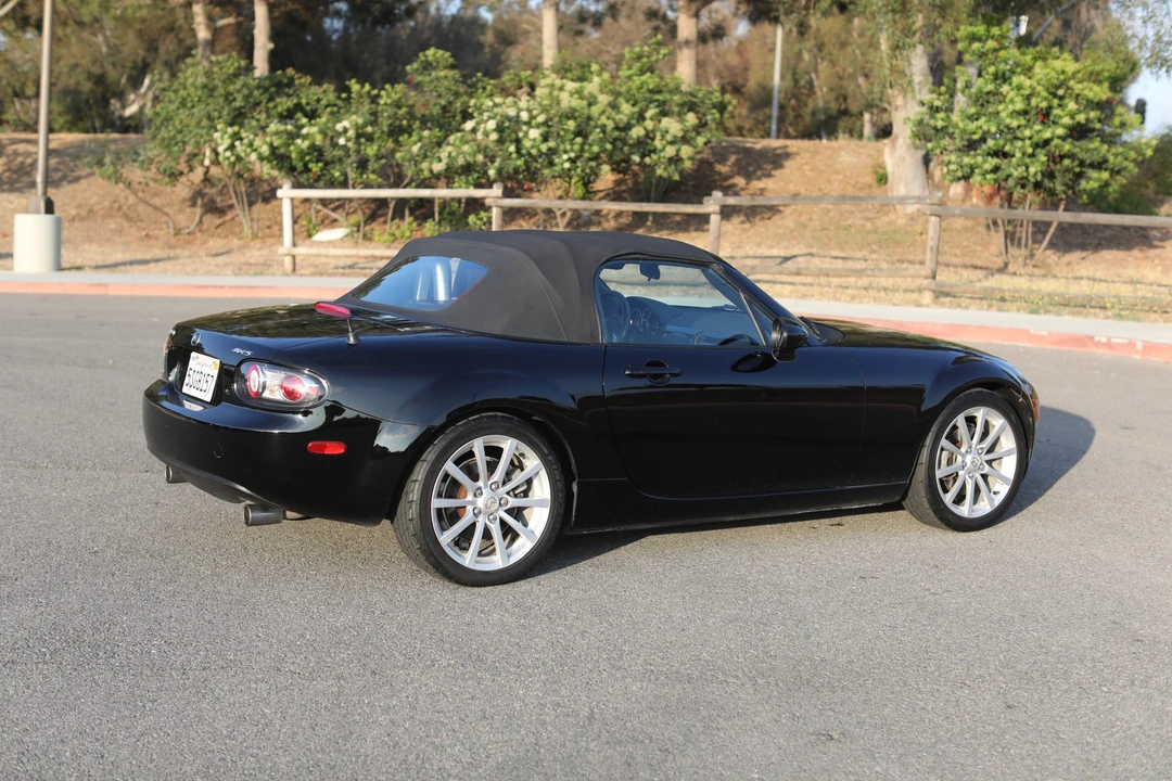 2006 Mazda NC MX-5 Miata - Image 21 of 31