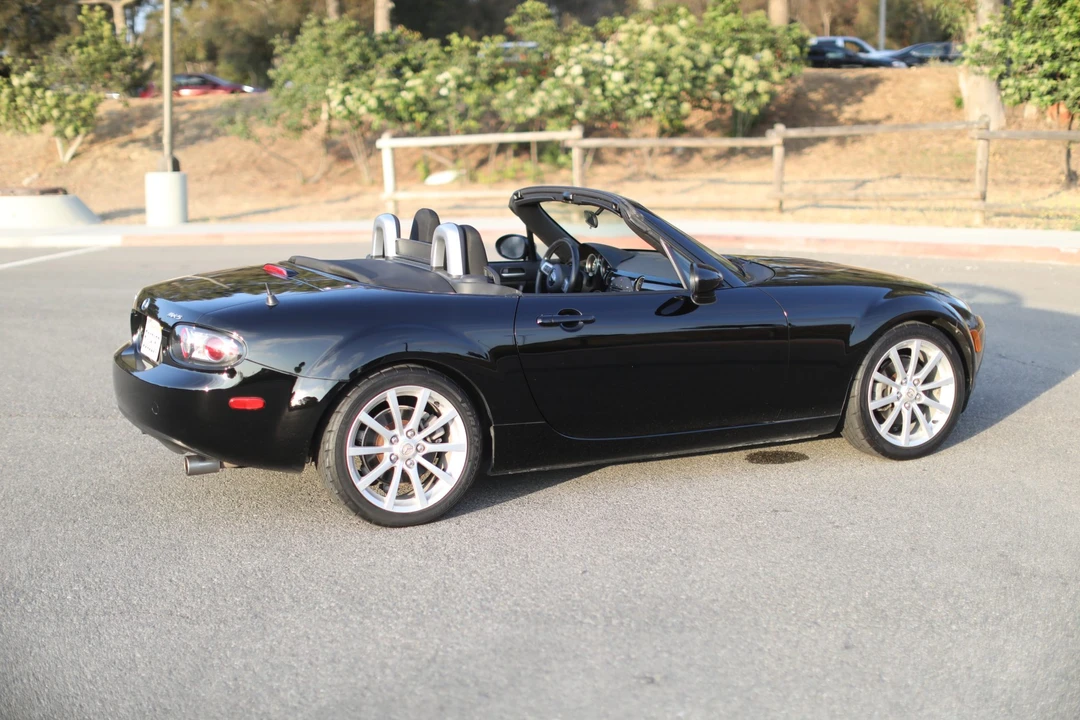 2006 Mazda NC MX-5 Miata - Image 11 of 31