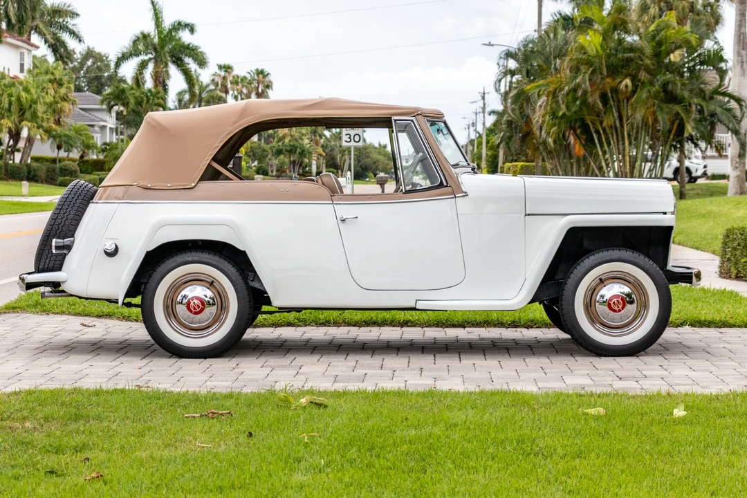 1949 Willys Jeepster - Image 11 of 31