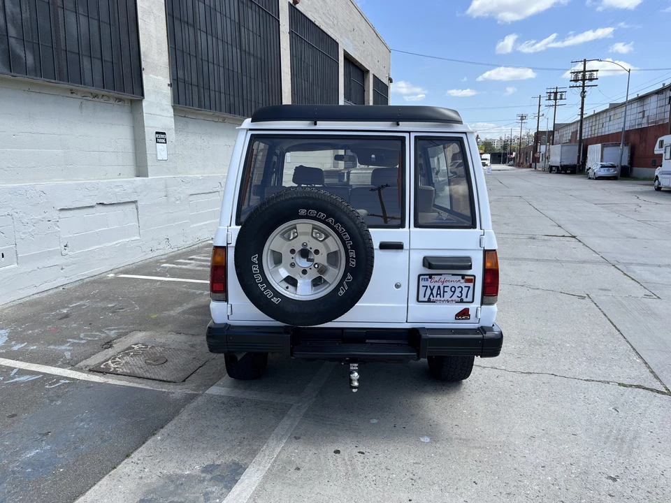 1986 Isuzu Trooper - Image 11 of 31