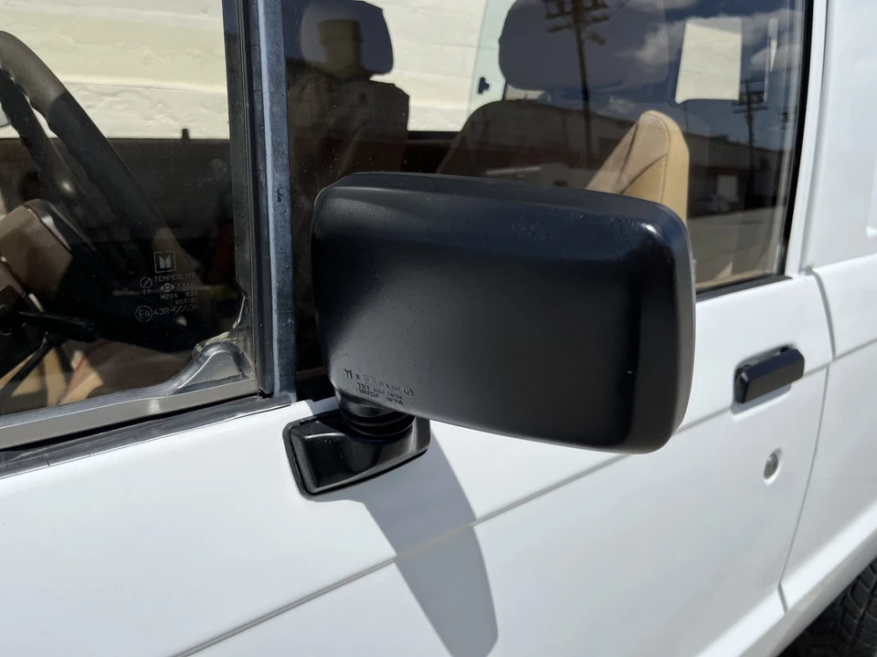 1986 Isuzu Trooper - Image 30 of 31