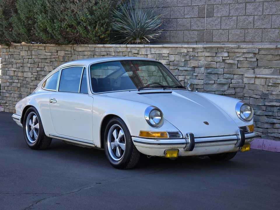 1969 Porsche 911 T F-Body LWB - Image 11 of 31