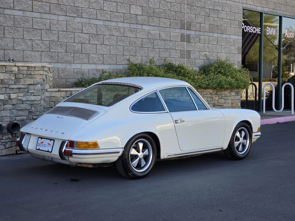 1969 Porsche 911 T F-Body LWB - Image 16 of 31