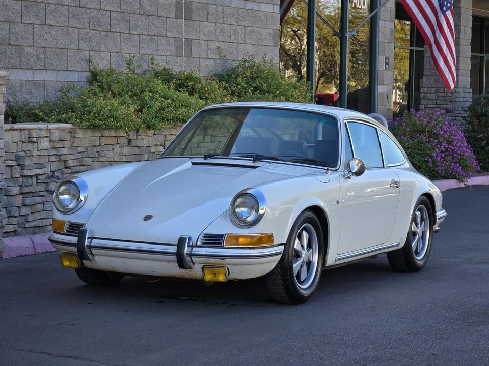 1969 Porsche 911 T F-Body LWB - Image 2 of 31