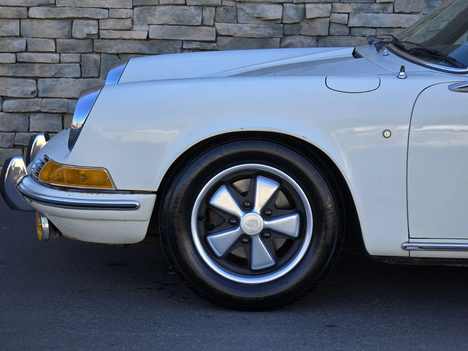 1969 Porsche 911 T F-Body LWB - Image 30 of 31