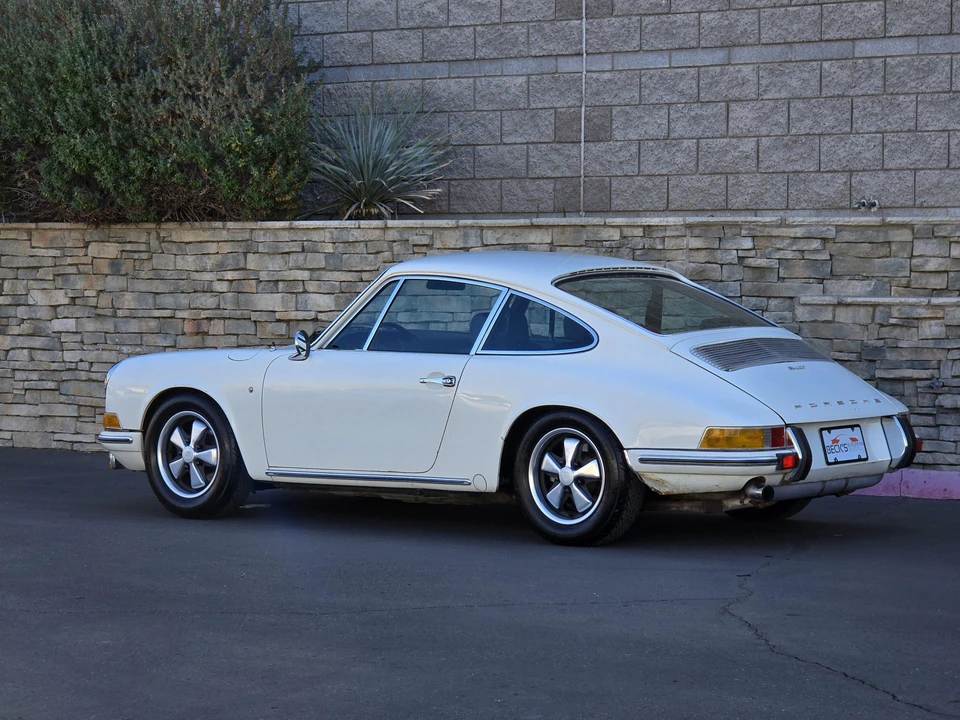 1969 Porsche 911 T F-Body LWB - Image 29 of 31