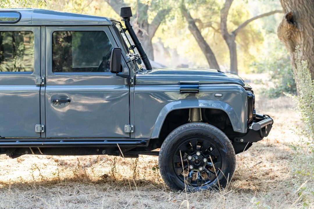 1992 Land Rover Defender 110 - Image 31 of 31