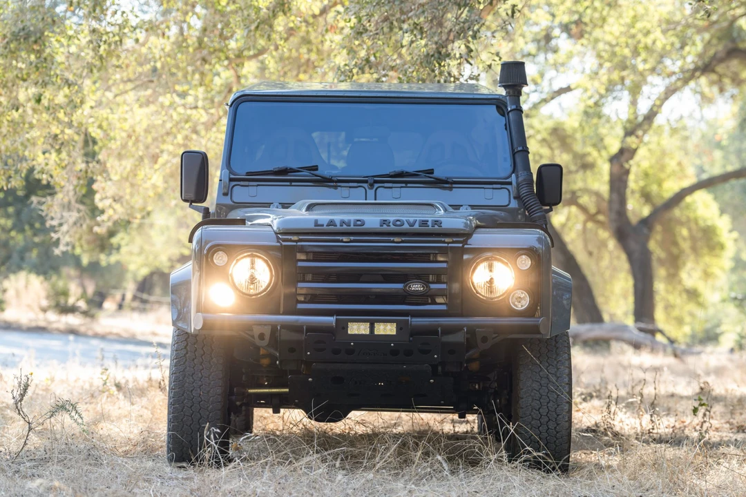 1992 Land Rover Defender 110 - Image 9 of 31