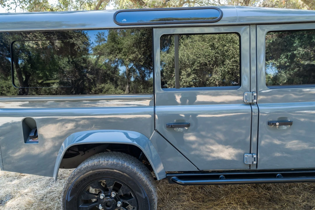 1992 Land Rover Defender 110 - Image 29 of 31