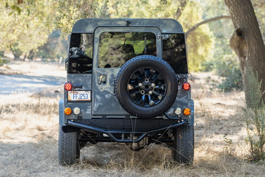 1992 Land Rover Defender 110 - Image 5 of 31