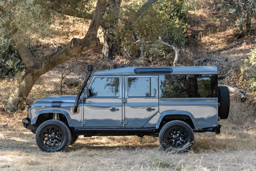 1992 Land Rover Defender 110 - Image 7 of 31